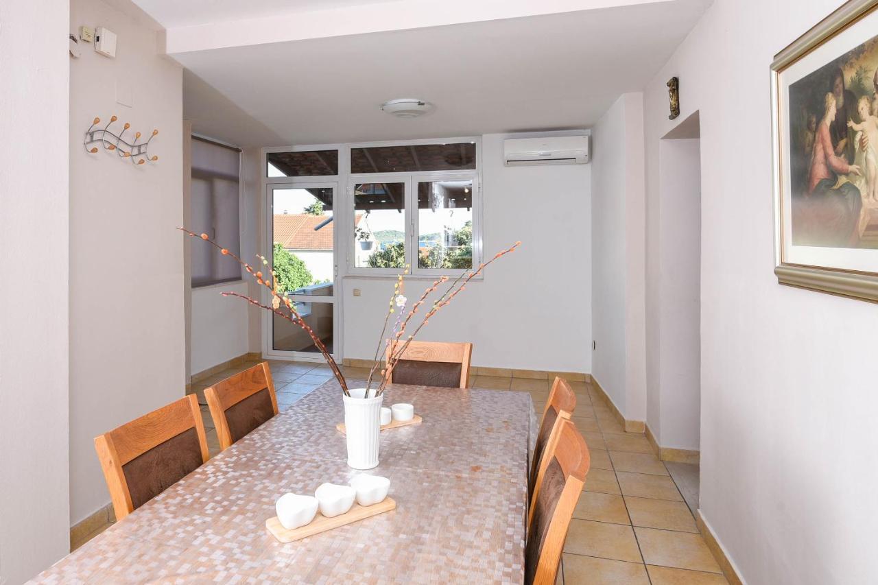 Apartments Karla Orebić Extérieur photo