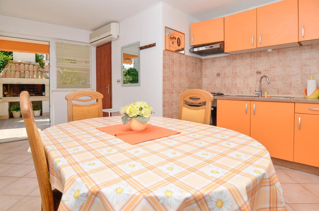 Apartments Karla Orebić Chambre photo