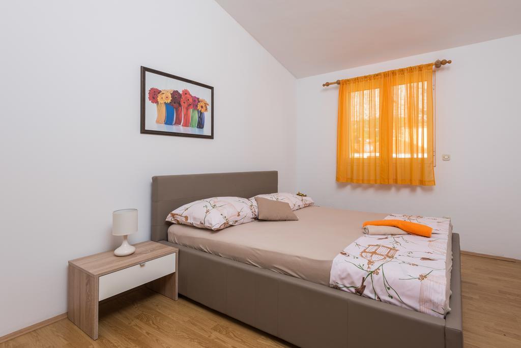 Apartments Karla Orebić Extérieur photo